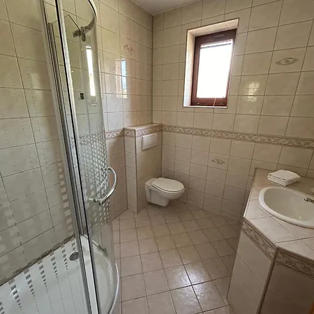 Kyngs Sk - Spacious Vila With High Tatras View