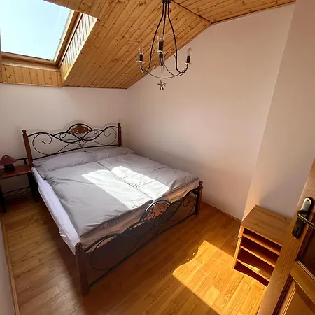 Kyngs Sk - Spacious Vila With High Tatras View *